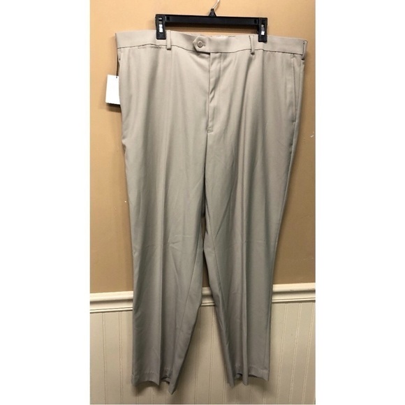 Stafford Performance Micro Twill Classic Fit Mens Pants Size 42x30 NWT - Picture 1 of 4